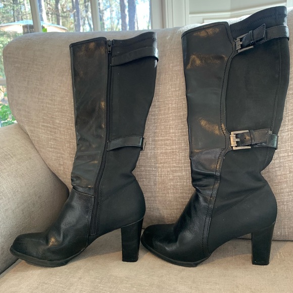 Shoes - Black knee high heeled boots size 7